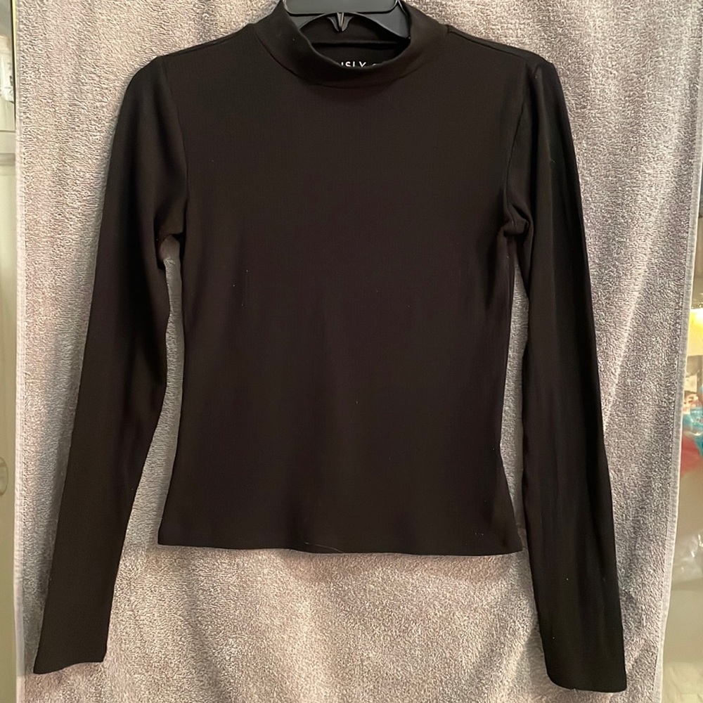 Aero Black Mock Neck Turtleneck